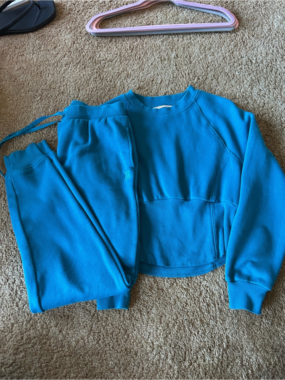 Victoria’s Secret Teal Blue Sweatshirt Jogger Set Size Small